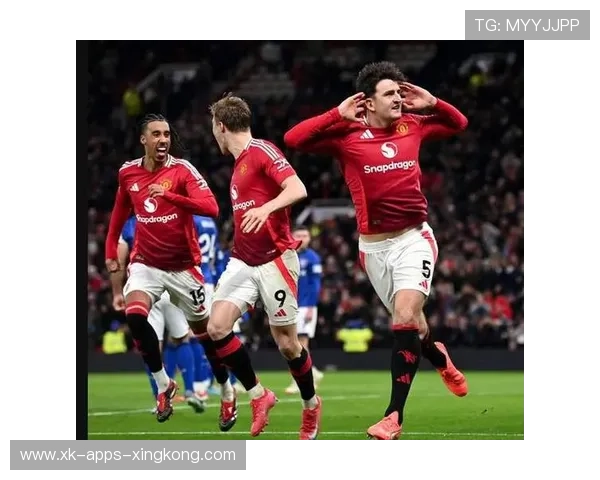 曼联逼近前四，英超争冠形势日益激烈